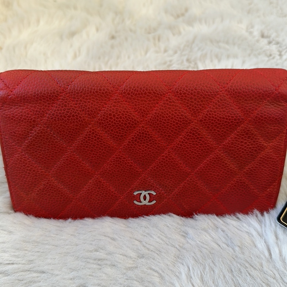 AUTHENTIC RED CHANEL WALLET WITH AUTHENTICITY CARD